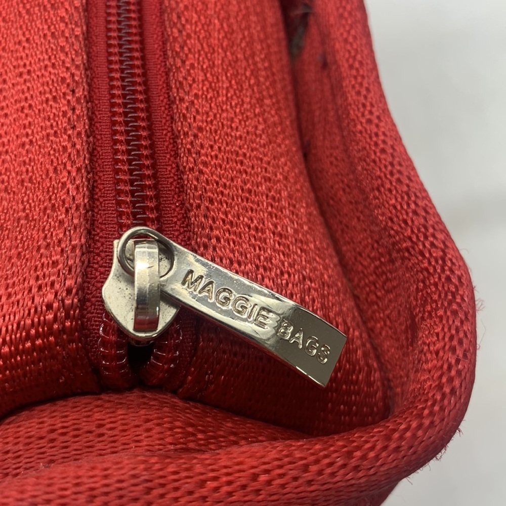 Maggie Bags Dark Red Seatbelt Tote Bag. MCB2611B - Picture 6 of 11